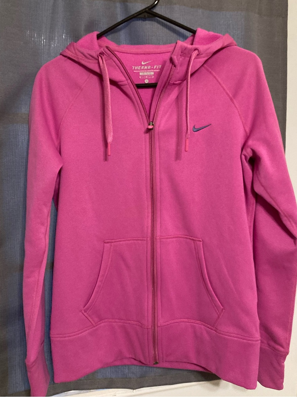Nike Women's Bright Pink Therma-FIT Full-Zip Hoodie